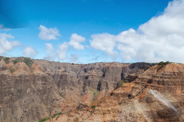 Taking a HELICOPTER ride in Kauai >> an EPIC thing to do in Hawaii | www.apassionandapassport.com