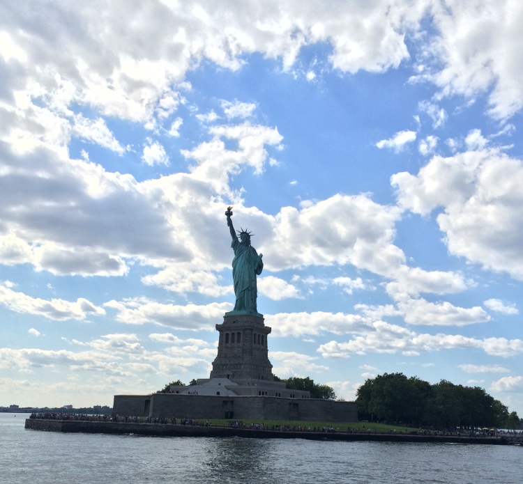 First time visiting NYC?! >> checkout all my recommendations! | www.apassionandapassport.com