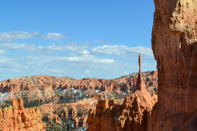 Hiking to the Hoodoos in Bryce Canyon National Park | www.apassionandapassport.com