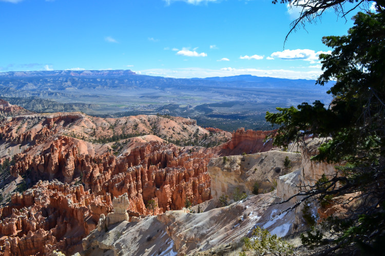 Bryce Canyon National Park in ONE day! You really can do a lot! // www.apassionandapassport.com