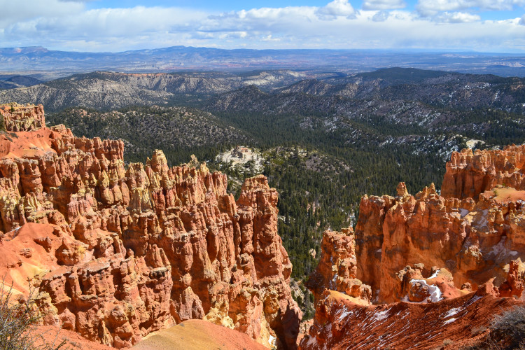 Bryce Canyon National Park in ONE day! You really can do a lot! // www.apassionandapassport.com