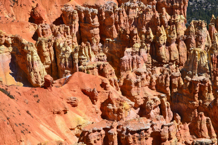 Bryce Canyon National Park in ONE day! You really can do a lot! // www.apassionandapassport.com