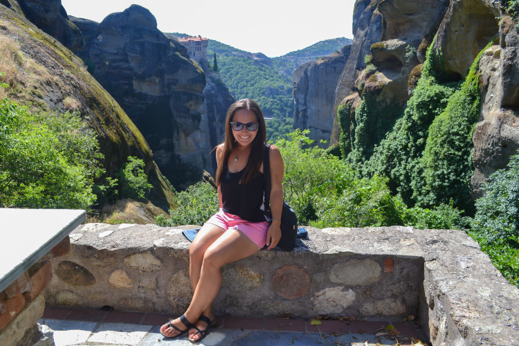 One day in Meteora Greece >> how to make the most of it!