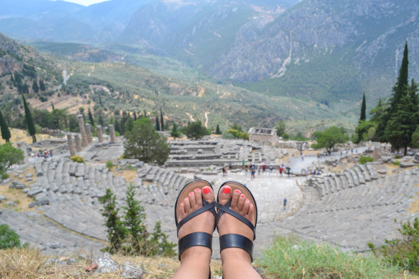 Top tips for visiting the beautiful Delphi, Greece! A great day trip from Athens! So much history here!