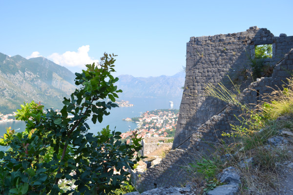 One Day in Kotor Montenegro >> where to get the best views and an itinerary on how to make the most of your day!