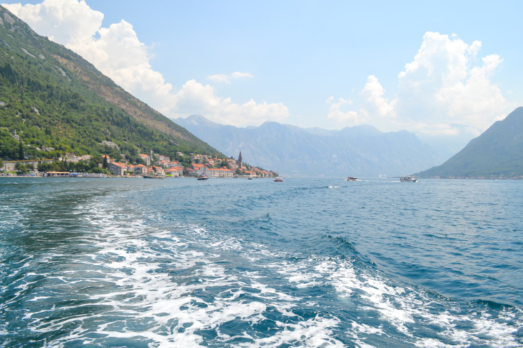 One Day in Kotor Montenegro >> where to get the best views and an itinerary on how to make the most of your day!