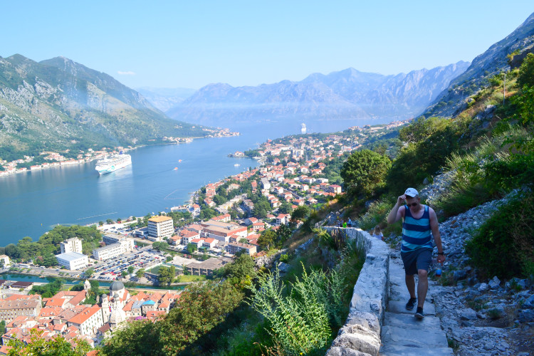 One Day in Kotor Montenegro >> where to get the best views and an itinerary on how to make the most of your day!