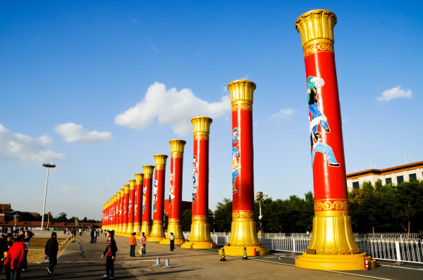 Heading to China soon?! Check out this post on the top things to do in Beijing! >> Can't wait to read this later! So much awesome info in here!