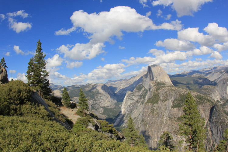 50 Best Views in California: waterfalls, beaches, charming towns, and more (all the best views in California you could ever dream of)