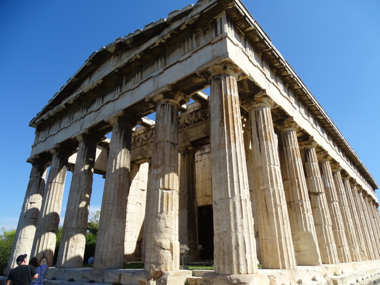 Looking for the best things to do in Athens, Greece? Even with just a weekend in Athens, you can get so many of the must-do's in Athens done! Two days in Athens is enough time to see the highlights!