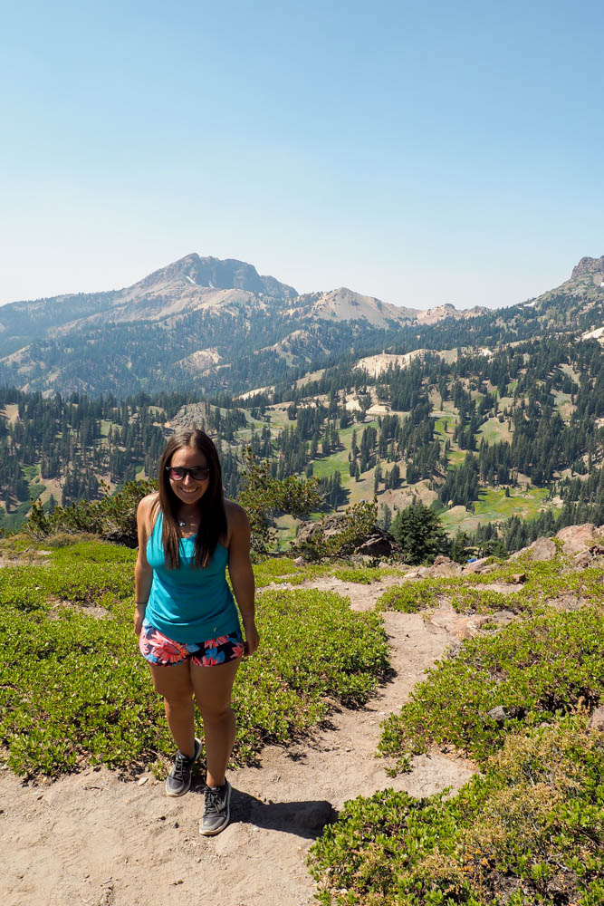 A Long Weekend in Lassen Volcanic National Park | full itinerary, including when to go, where to eat, waterfalls to visit, and where to stay. FULL GUIDE -- will definitely use this in the future!