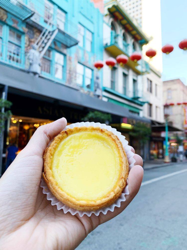 Wondering where to get the best desserts in San Francisco? Continue reading, and grab some napkins to clean up all the drool that's about to start dripping... and trust me, no there's no shame in salivating... From ice cream and donuts to artisan chocolates and macarons, there's no shortage of sweet treats in SF.