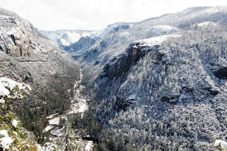 Come read about all the best things to do in Yosemite in the winter; plenty of spectacular photo stops and short wintery hikes included! Psst: Yosemite in March was absolutely stunning!