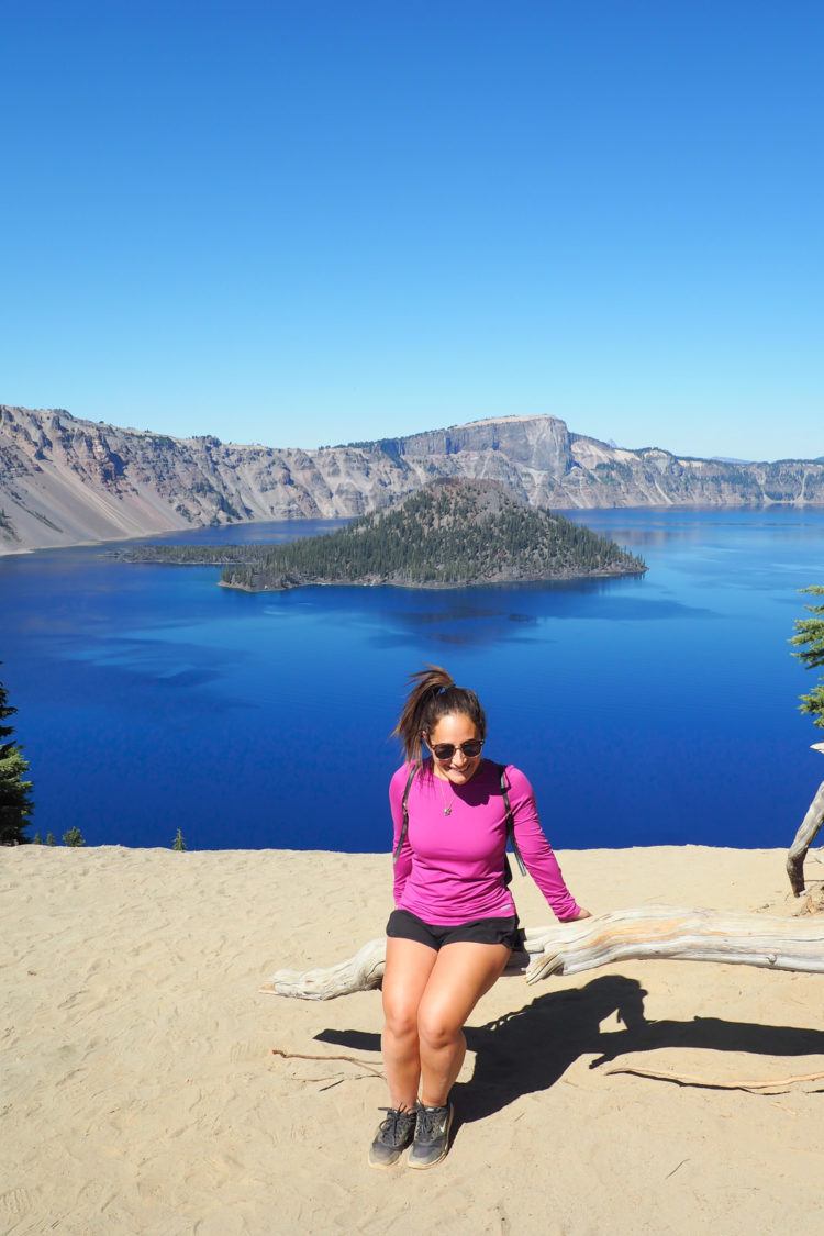 Heading to Oregon and wondering what all the things to do in Crater Lake are?! Click through for the best hikes, best viewpoints, where to stay, and what to eat - exactly what you need to plan your own visit to Crater Lake!