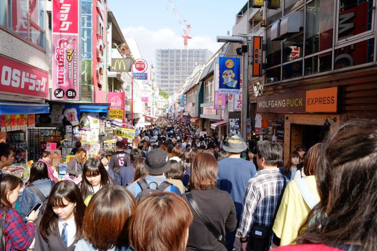 Wondering what to do in Harajuku? There’s so much to explore in this Tokyo neighborhood that it’s hard to know where to begin. Luckily, this handy Harajuku guide has got your back. Read on to discover the best things to do in this uber-cool area.