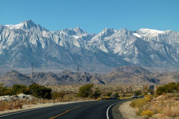 Wishing for snow in California?! You’re in luck - Check out these best winter getaways in California! Surely to make anyone grab their boots (mittens, scarves, and heavy jackets) and head in the car for a road trip in search of some wintery fun!