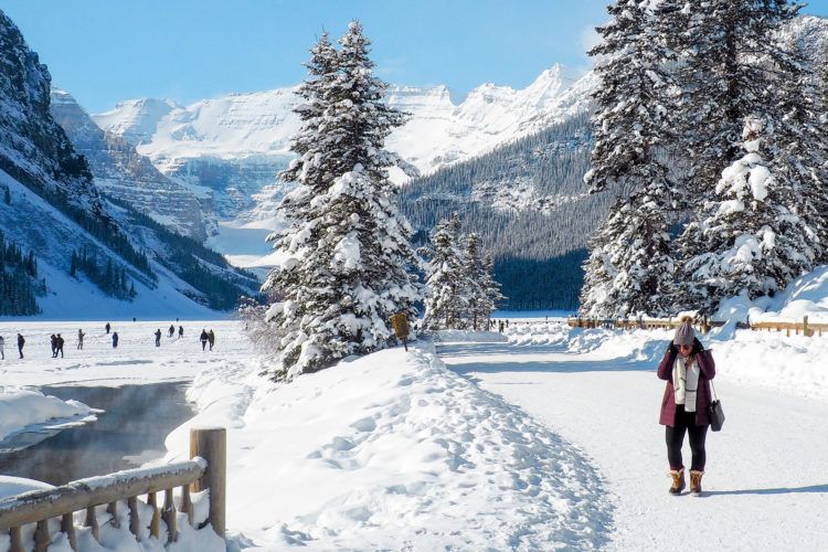 Things to do in Banff in Winter: What to do, where to eat, all the Banff winter activities, and tons of tips and tricks. COMPLETE 5 day itinerary for inspiration as well!