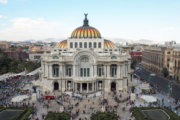 Planning your trip and looking for the best Mexico City itinerary?! Whether you’ve got a full week or just 3 days in Mexico City, you can be sure you’ll never be left bored.