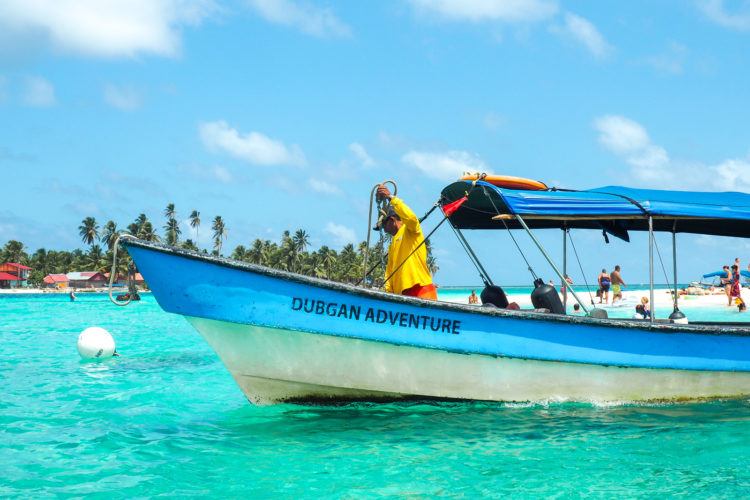 Thinking about adding a few days in the San Blas Islands to your Panama trip? Good choice- you’ll be rewarded with forests of coconut palms, luminous aquamarine waters, remote Caribbean islands, and seafood meals consisting of the freshest fish possible.