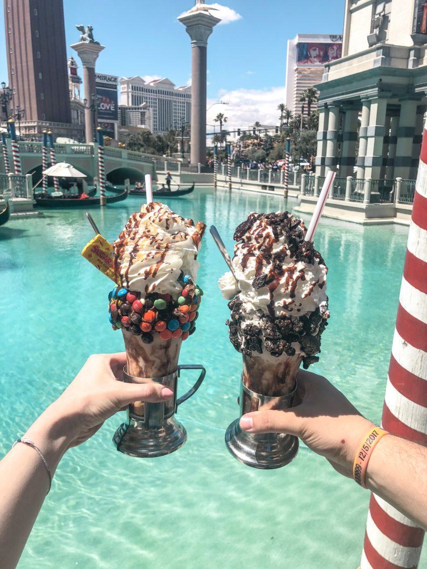 3 Days In Vegas The Perfect Las Vegas Itinerary By A Local   Blacktap Milkshakes 850x1133 