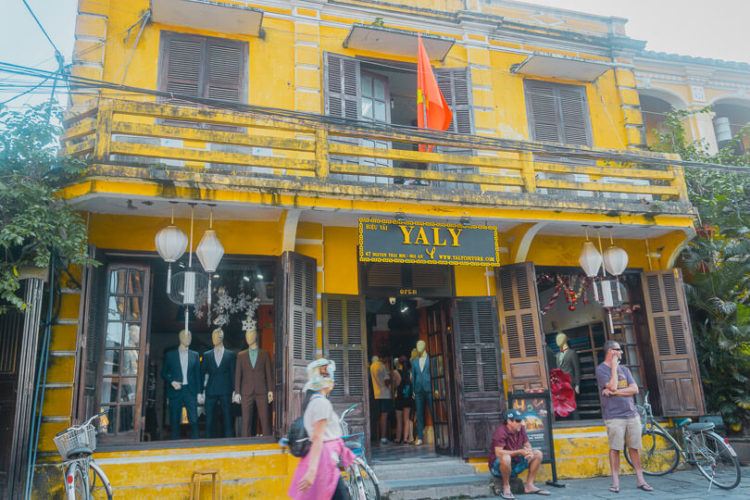 Headed to Vietnam and looking for the best things to do in Hoi An? Only got about 3 days in Hoi An and want to make sure you check out all the good stuff? Make sure you keep reading this Hoi An itinerary to help prepare for your trip!