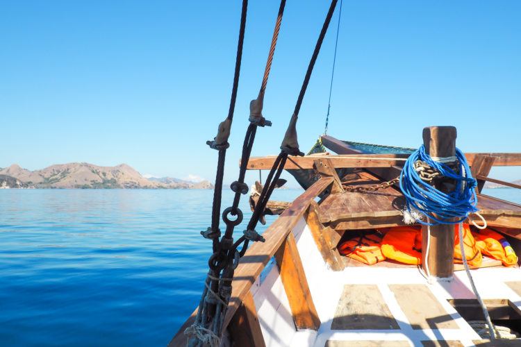 le pirate komodo island tour