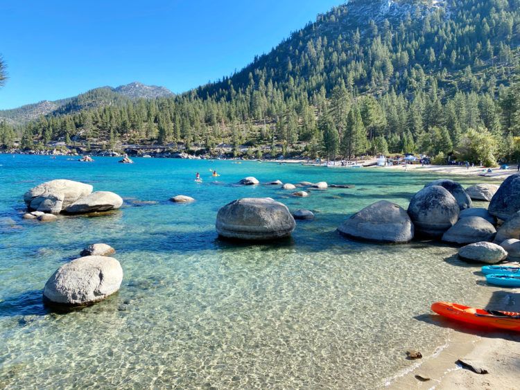 Driving around Lake Tahoe - all the best viewpoints, short hikes, and sandy beaches! The best Lake Tahoe drive there is!