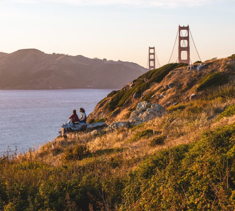 Wondering where to watch the best sunsets in San Francisco? You’re in luck -- lots of local San Francisco sunset spots, coming right up!