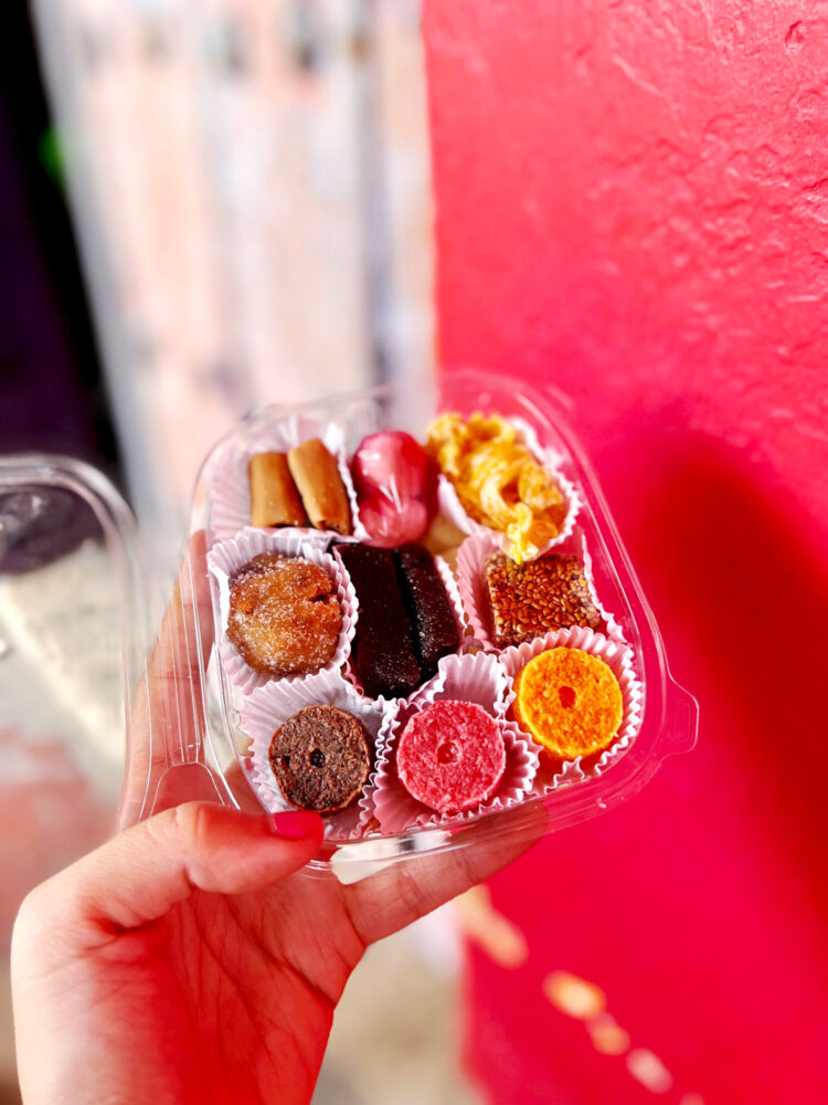 best photo spots in Cartagena: Portal of Sweets